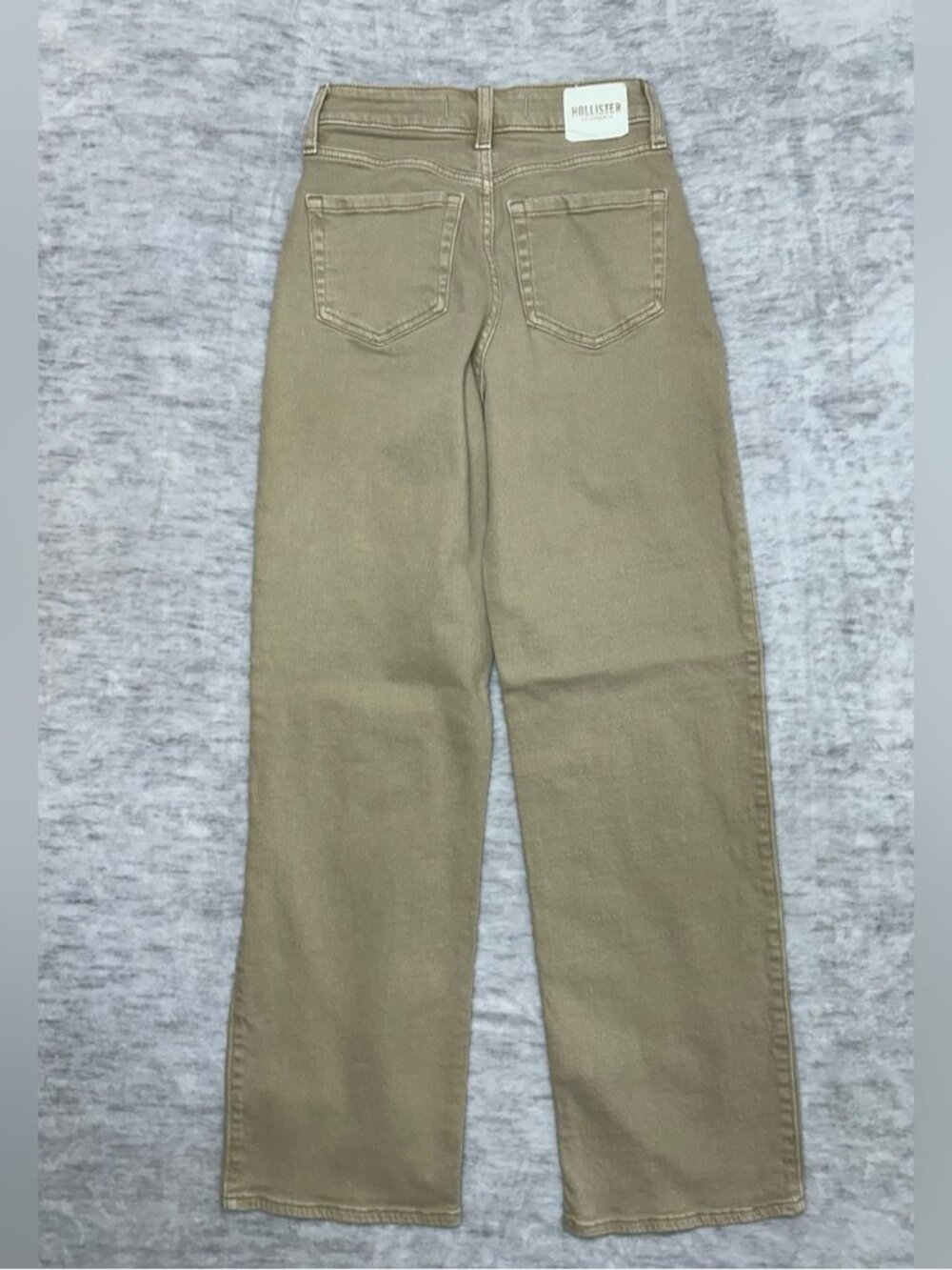Hollister Ultra High-Rise Dad Jeans